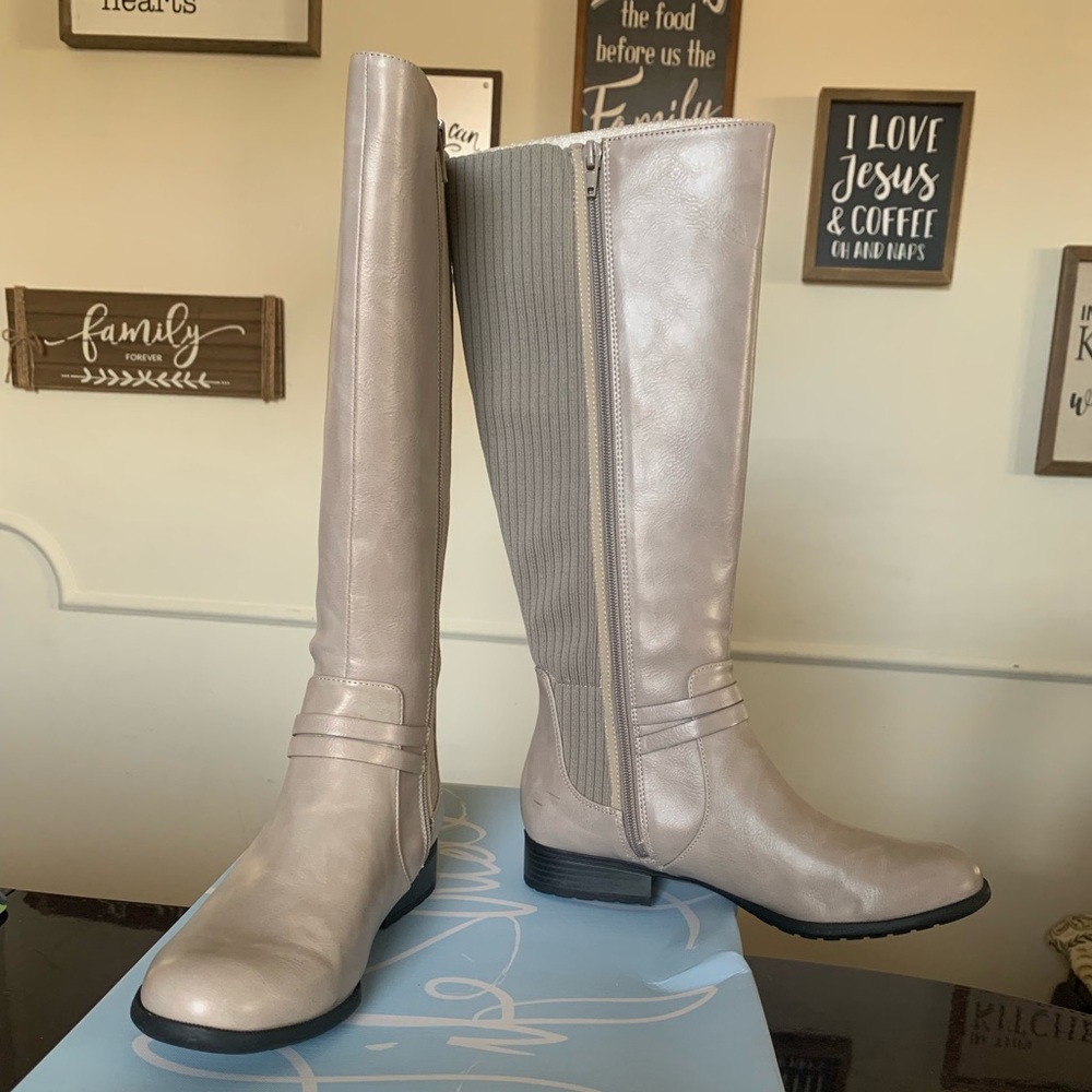Life Stride boots
